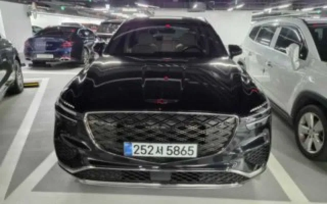 수원전액중고차할부 GV70 2.5T 가솔린 2WD 매물 사진 14 - 2024/08 18,827km