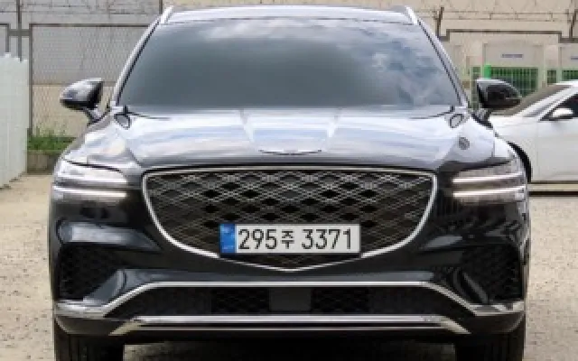 수원전액중고차할부 GV70 2.5T 가솔린 2WD 매물 사진 3 - 2024/07 28,102km